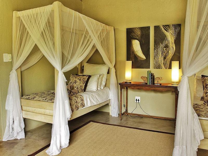 Kambaku River Sands Hotel Hoedspruit Exterior photo