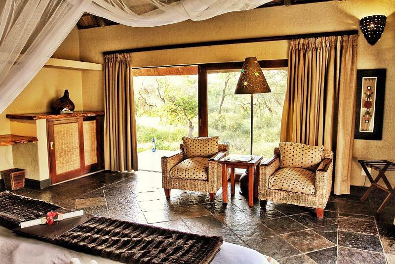Kambaku River Sands Hotel Hoedspruit Exterior photo